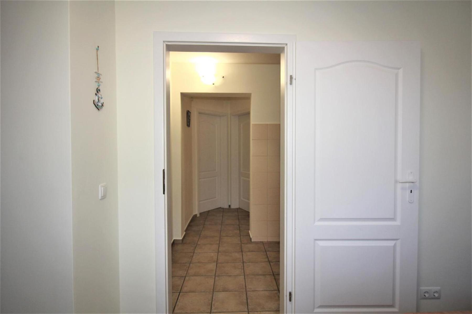 Mewa Apartment Рови Екстериор снимка